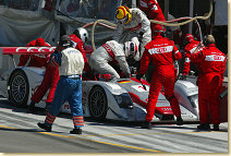 Pitstop of the #1 Infineon Audi R8