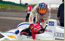 JJ Lehto and Marco Werner during a driver change